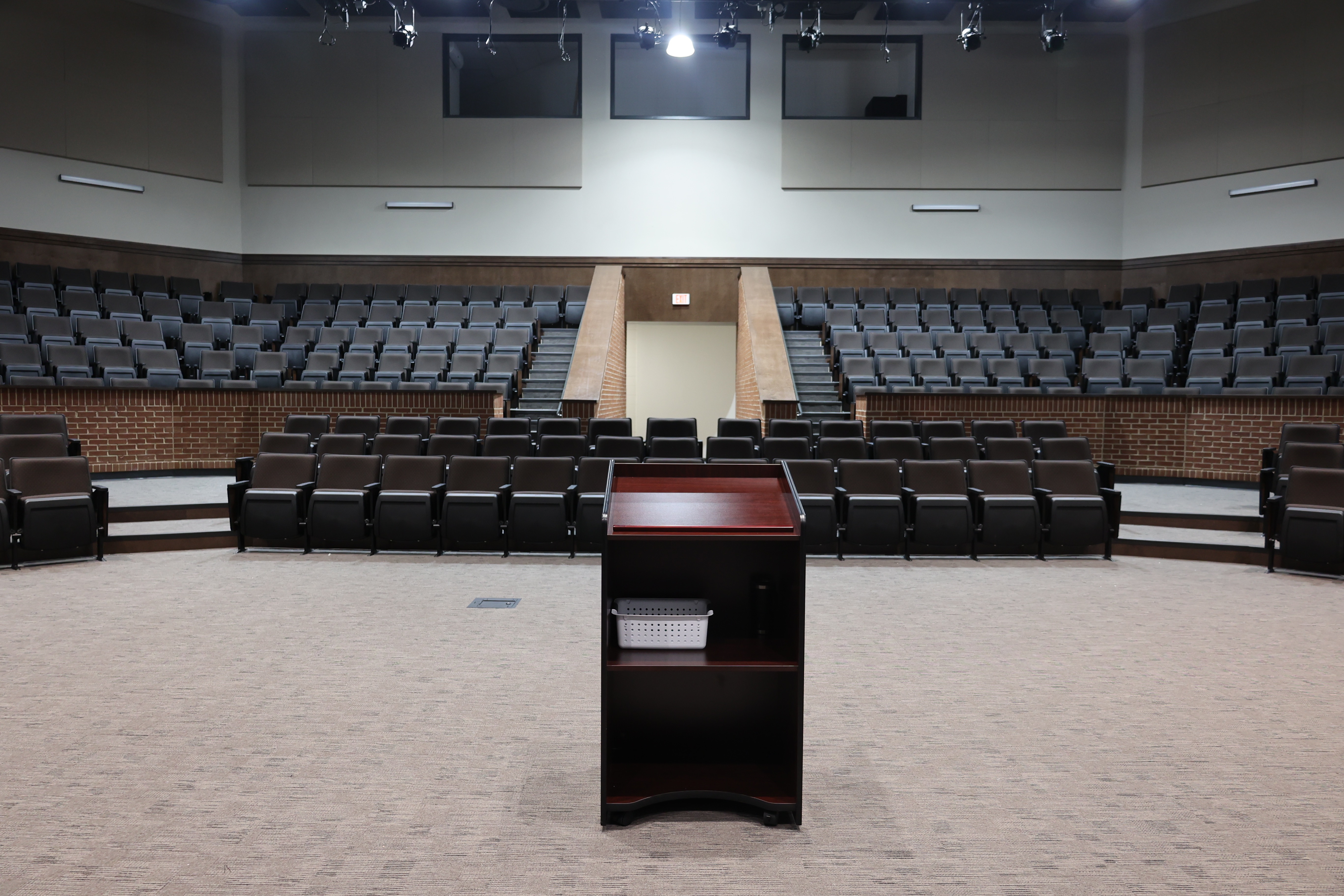 Small Theater/Lecture Hall