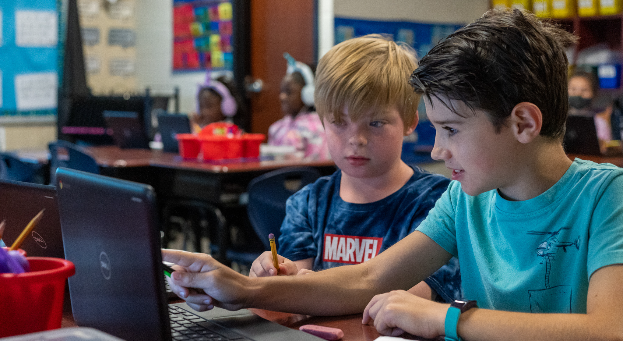 students working on chromebooks