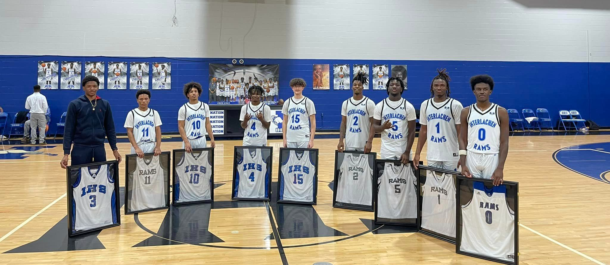 Basketball Seniors