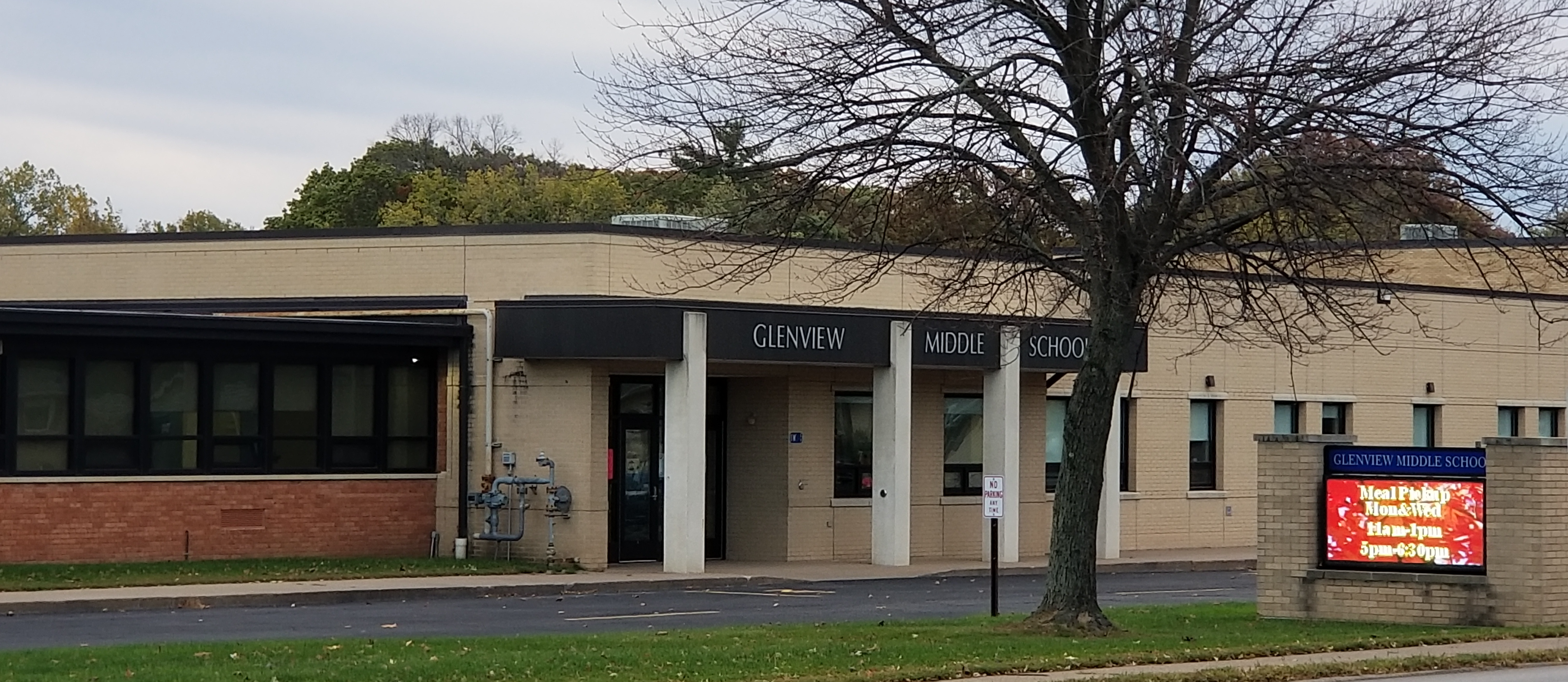Glenview Main Entrance