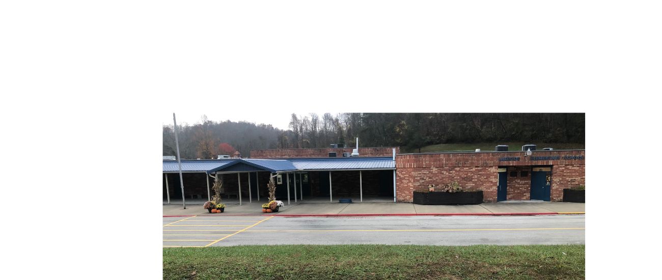Front of Lakeside Elementary