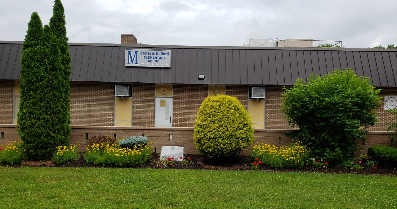 McDivitt School Building Image