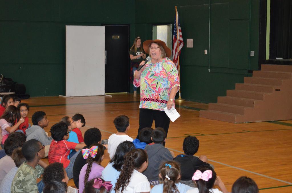 Staar Pep Rally 4819 Leonard Shanklin Elementary School