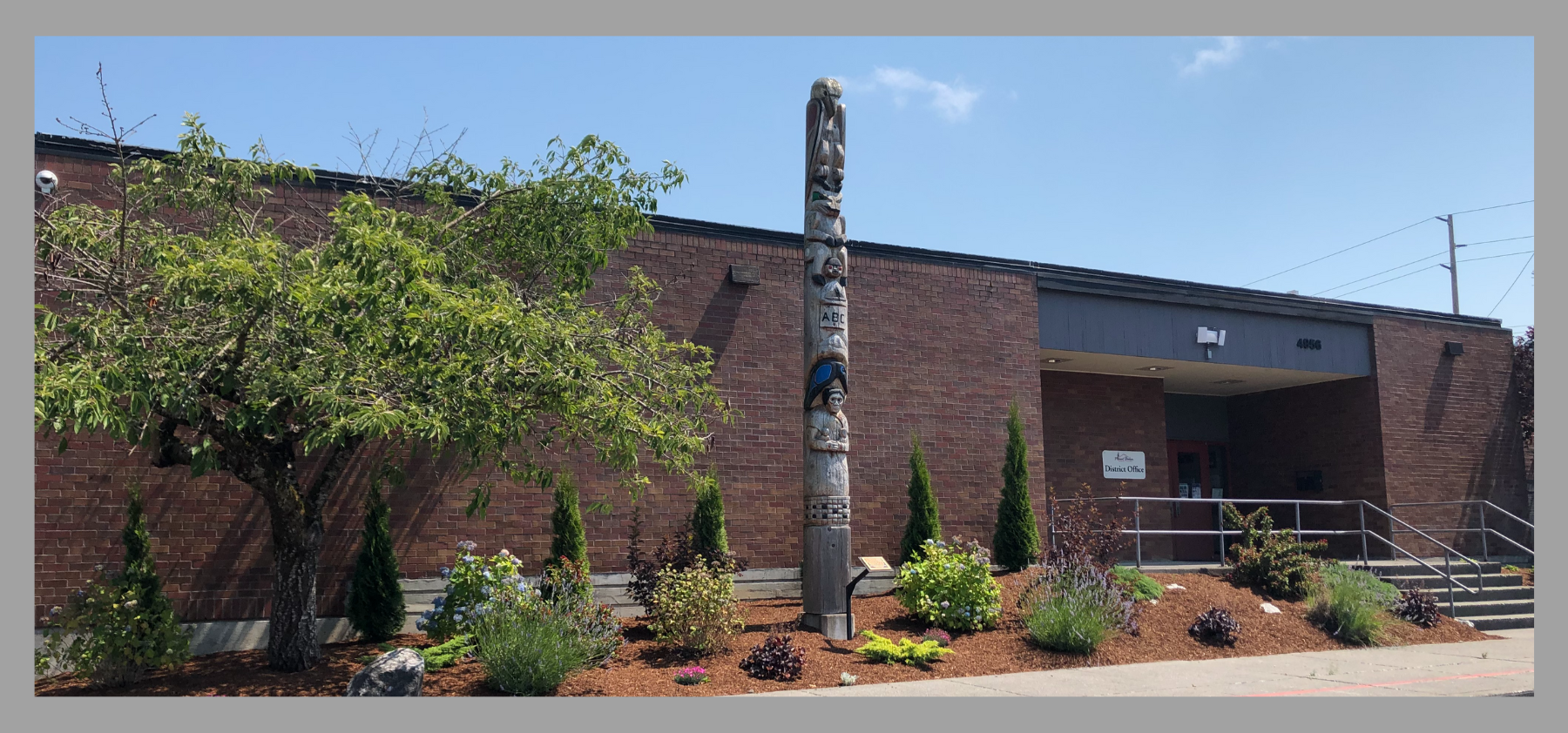 Mount Baker School District Office, Native American Totem Pole, Trees, Plants, Building