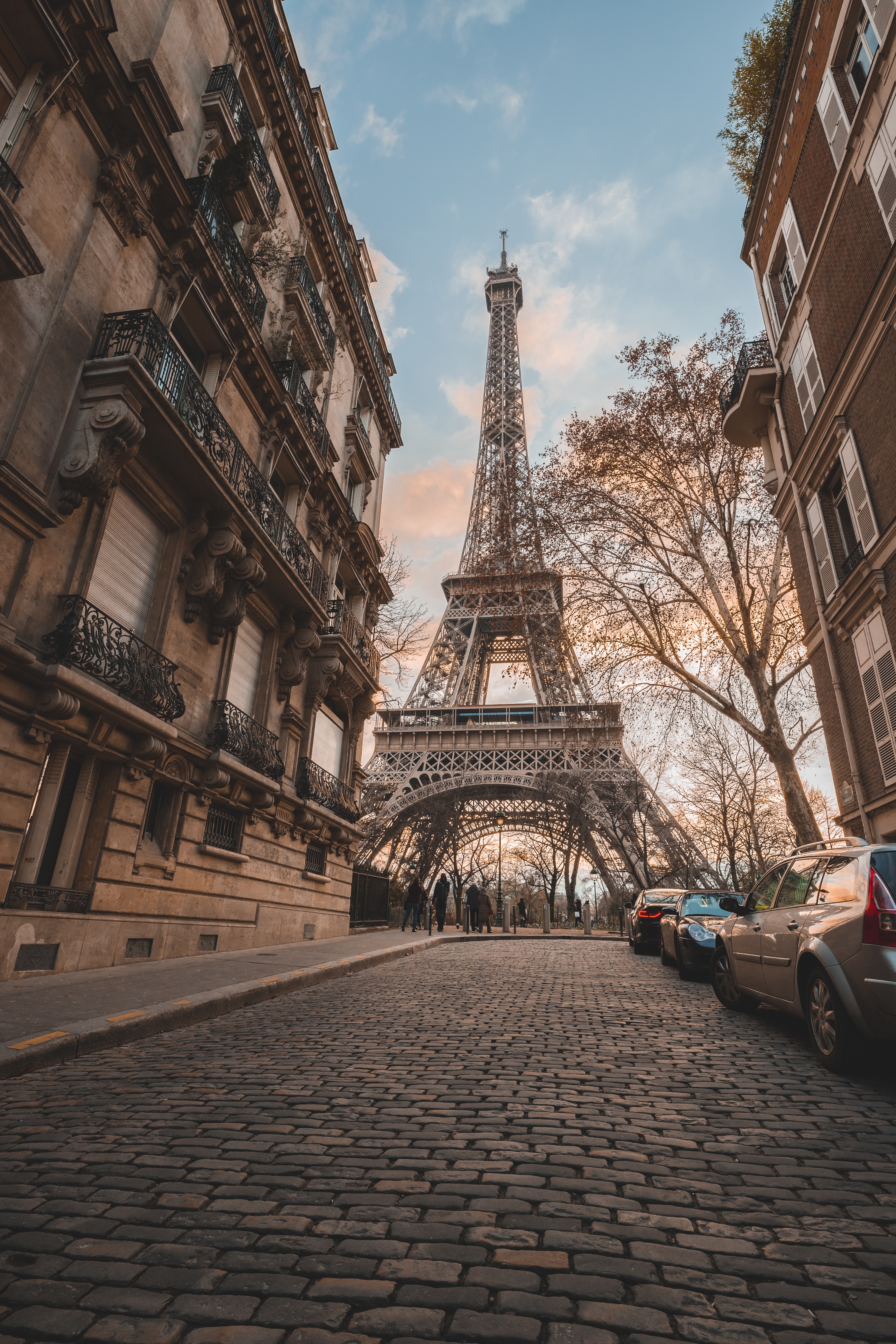 Photo by <a href="https://unsplash.com/@cyril_m?utm_source=unsplash&utm_medium=referral&utm_content=creditCopyText">cyril mazarin</a> on <a href="https://unsplash.com/s/photos/paris?utm_source=unsplash&utm_medium=referral&utm_content=creditCopyText">Unsplash</a>   