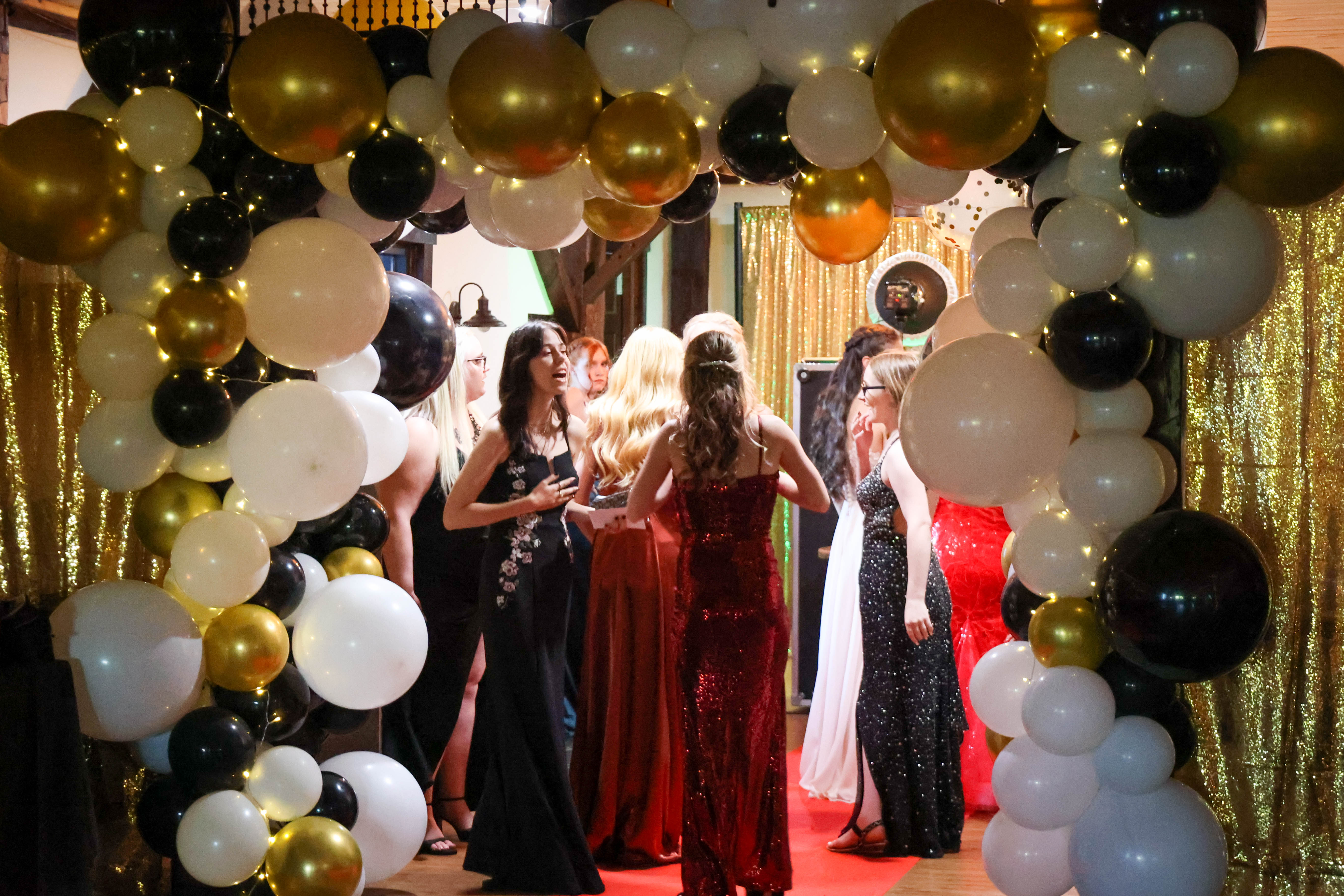 Seniors at Prom