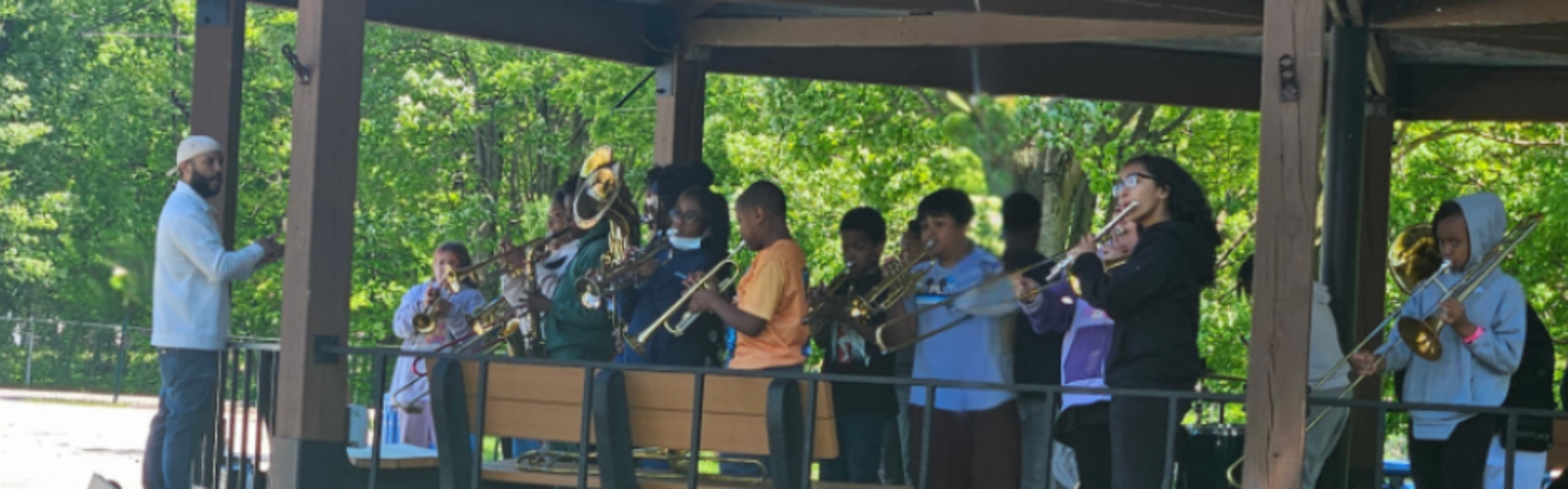 Home - Castle Heights Middle School, image size:2560x798