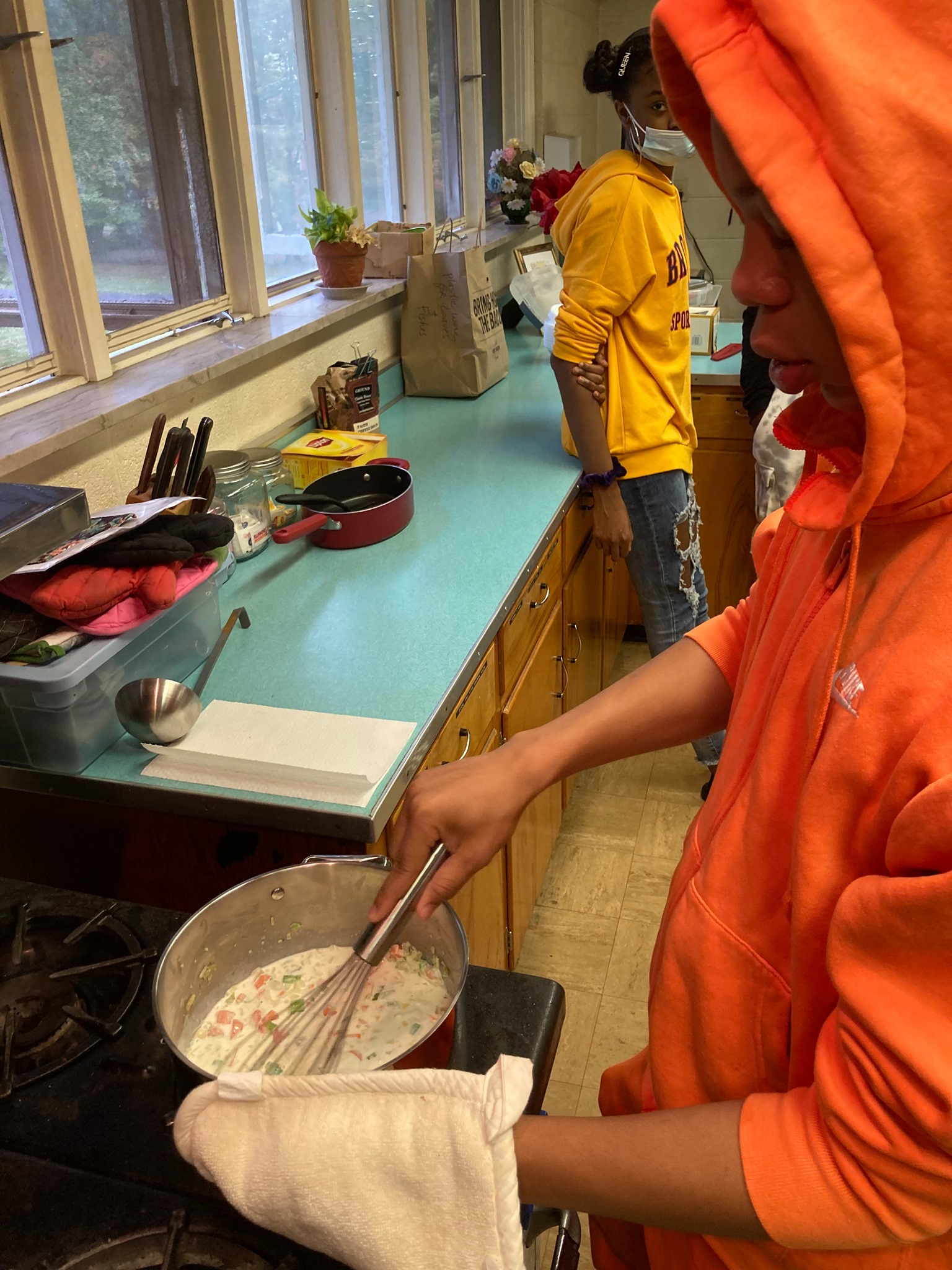 image of students cooking