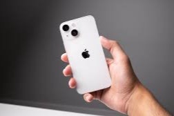 iphone in hand