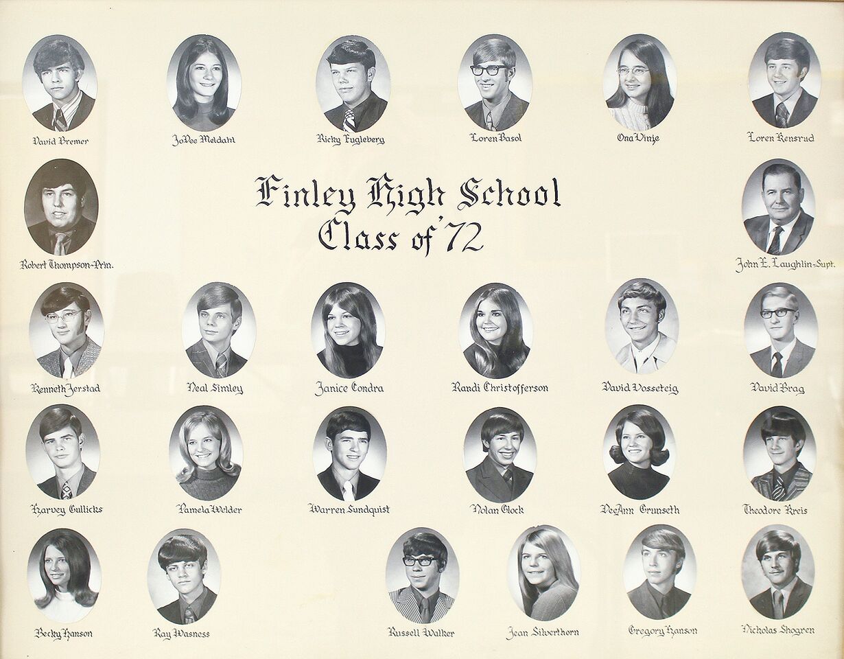 Finley and Sharon High School Graduating Classes