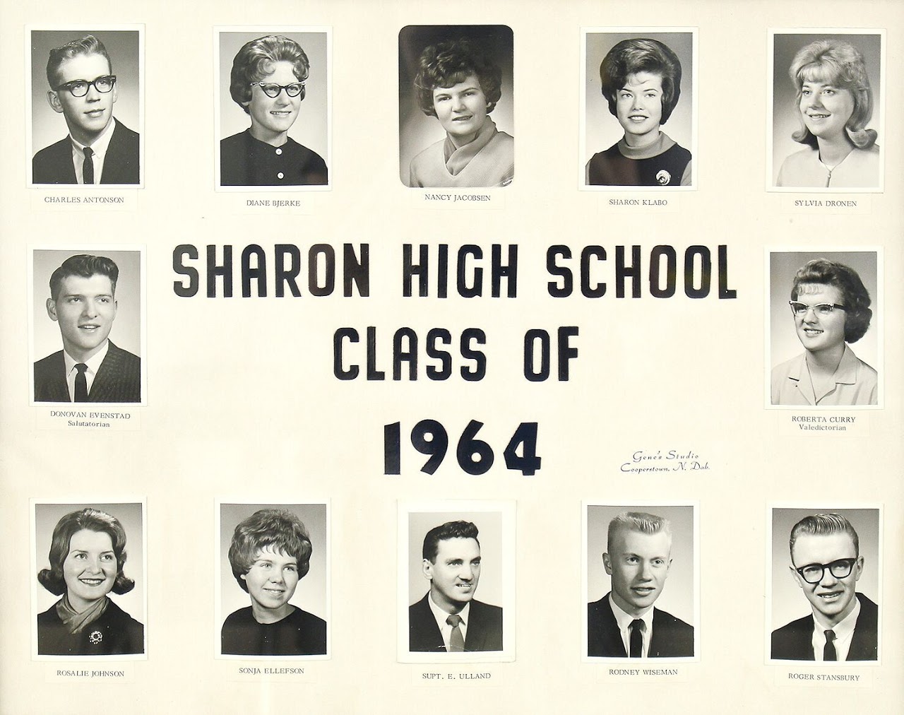 Finley and Sharon High School Graduating Classes