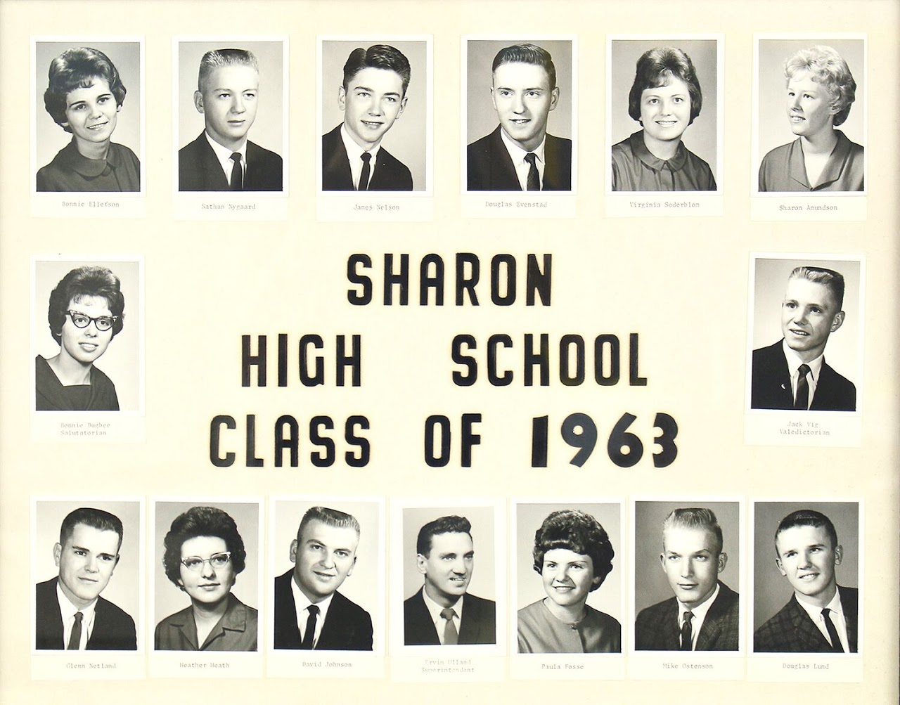 Finley and Sharon High School Graduating Classes