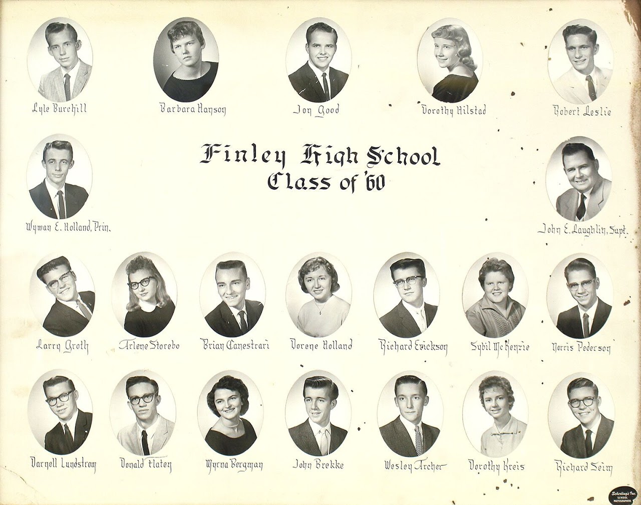 Finley and Sharon High School Graduating Classes