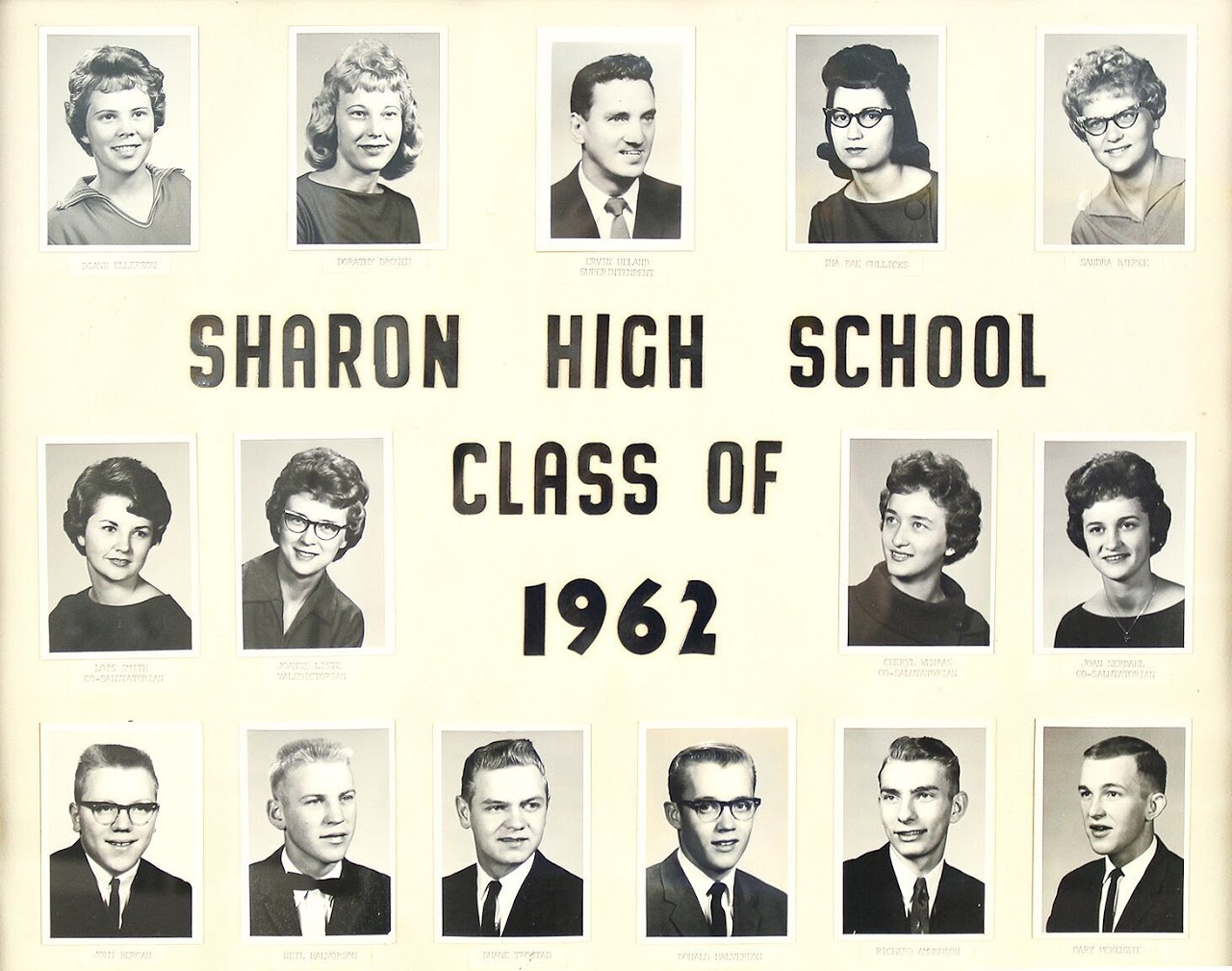 Finley and Sharon High School Graduating Classes