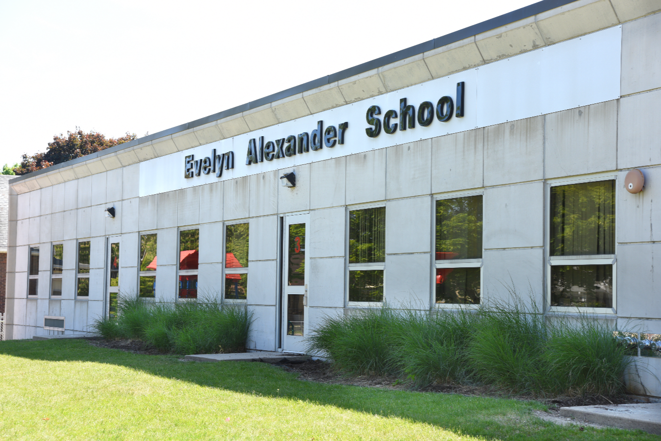 evelyn alexander school