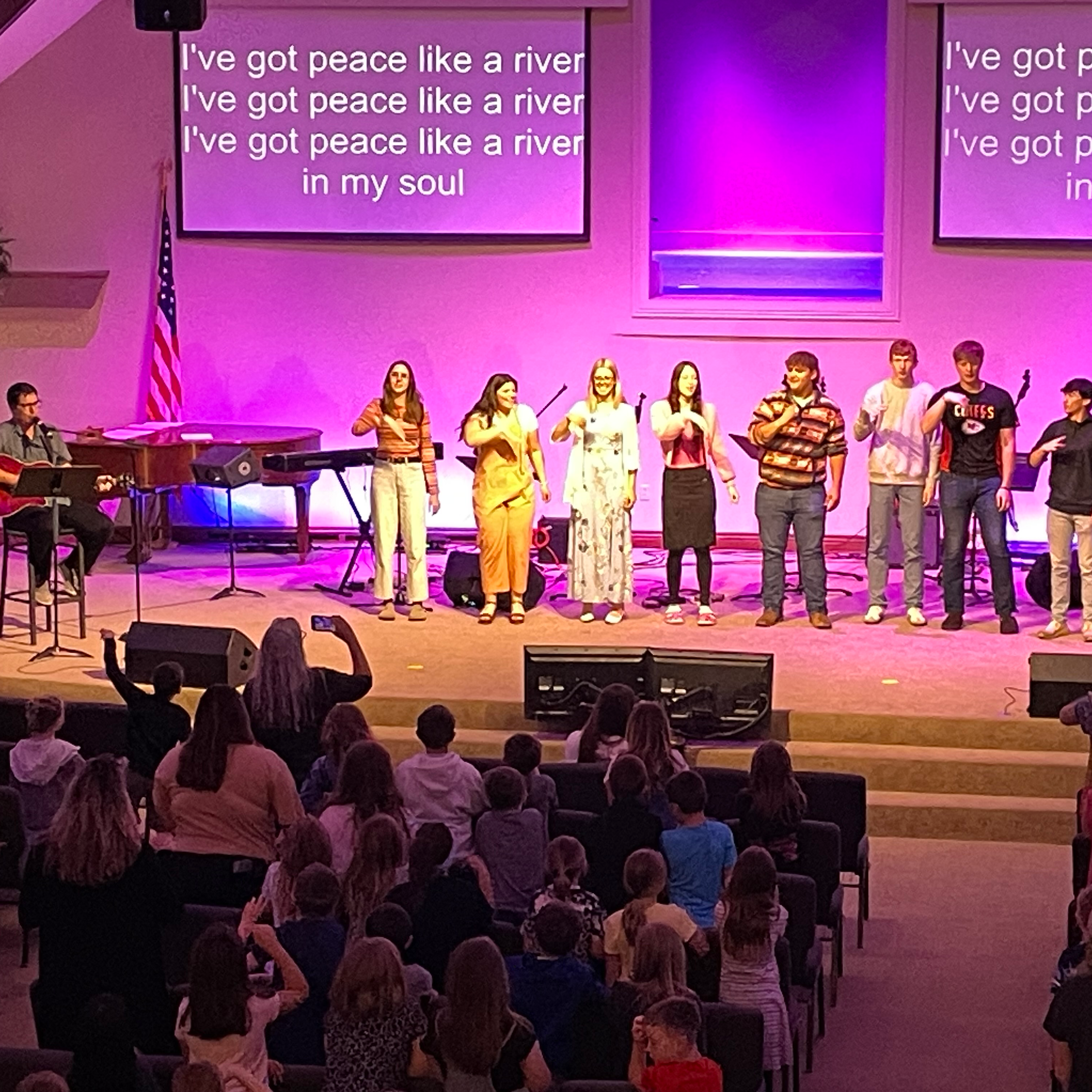 seniors leading chapel