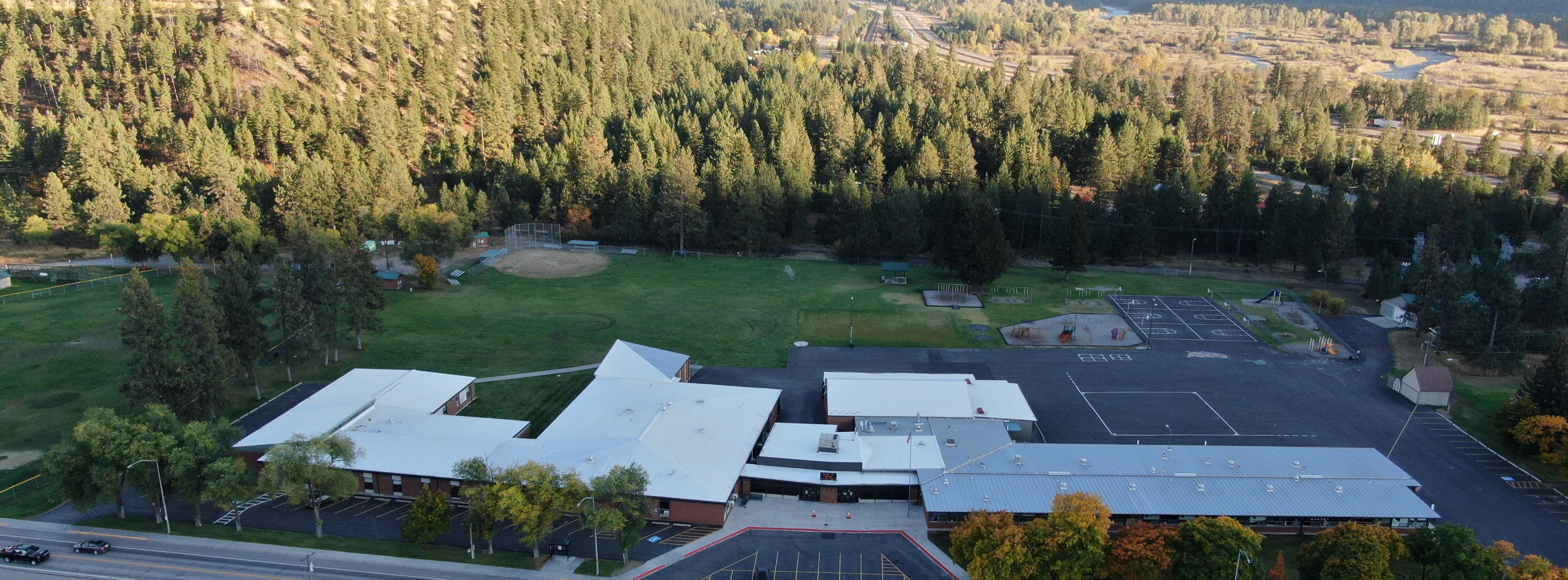 Aerial view of Bonner school building