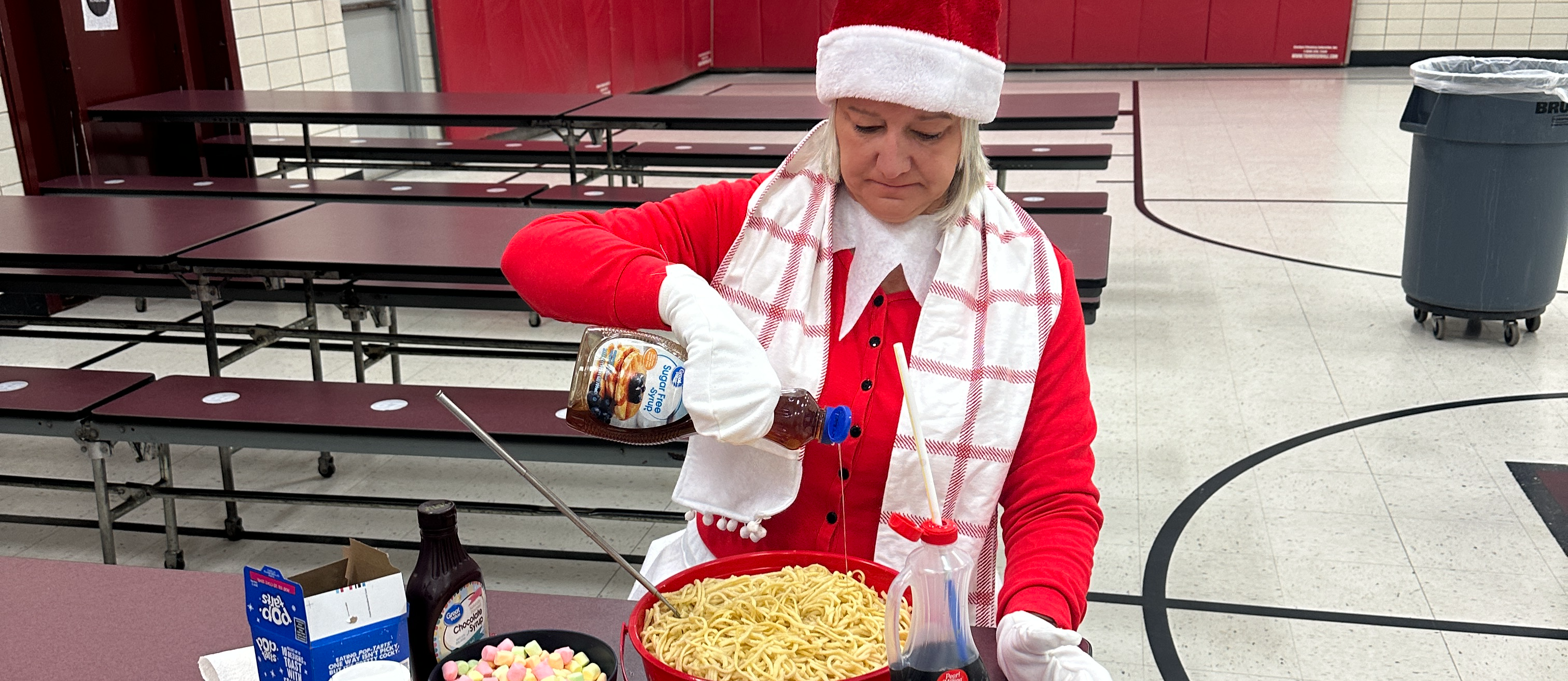 elf eating breakfast