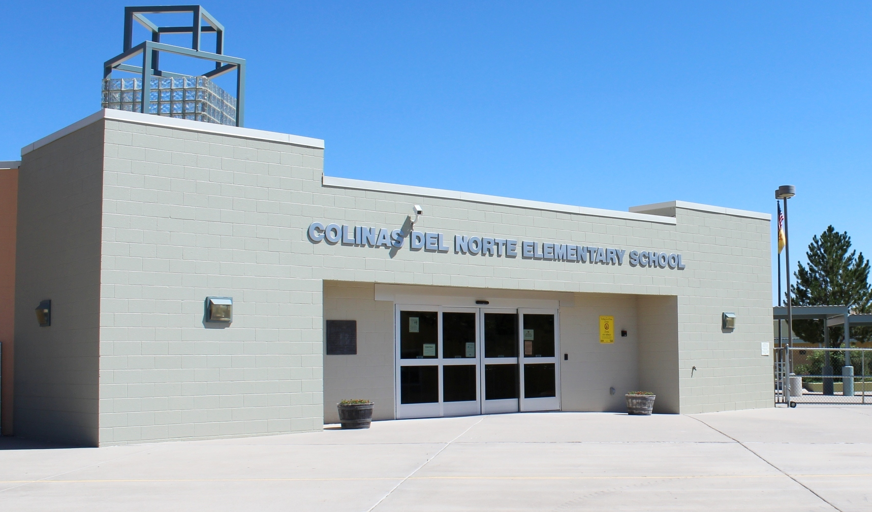 Entrance to Colinas del Norte Elementary School