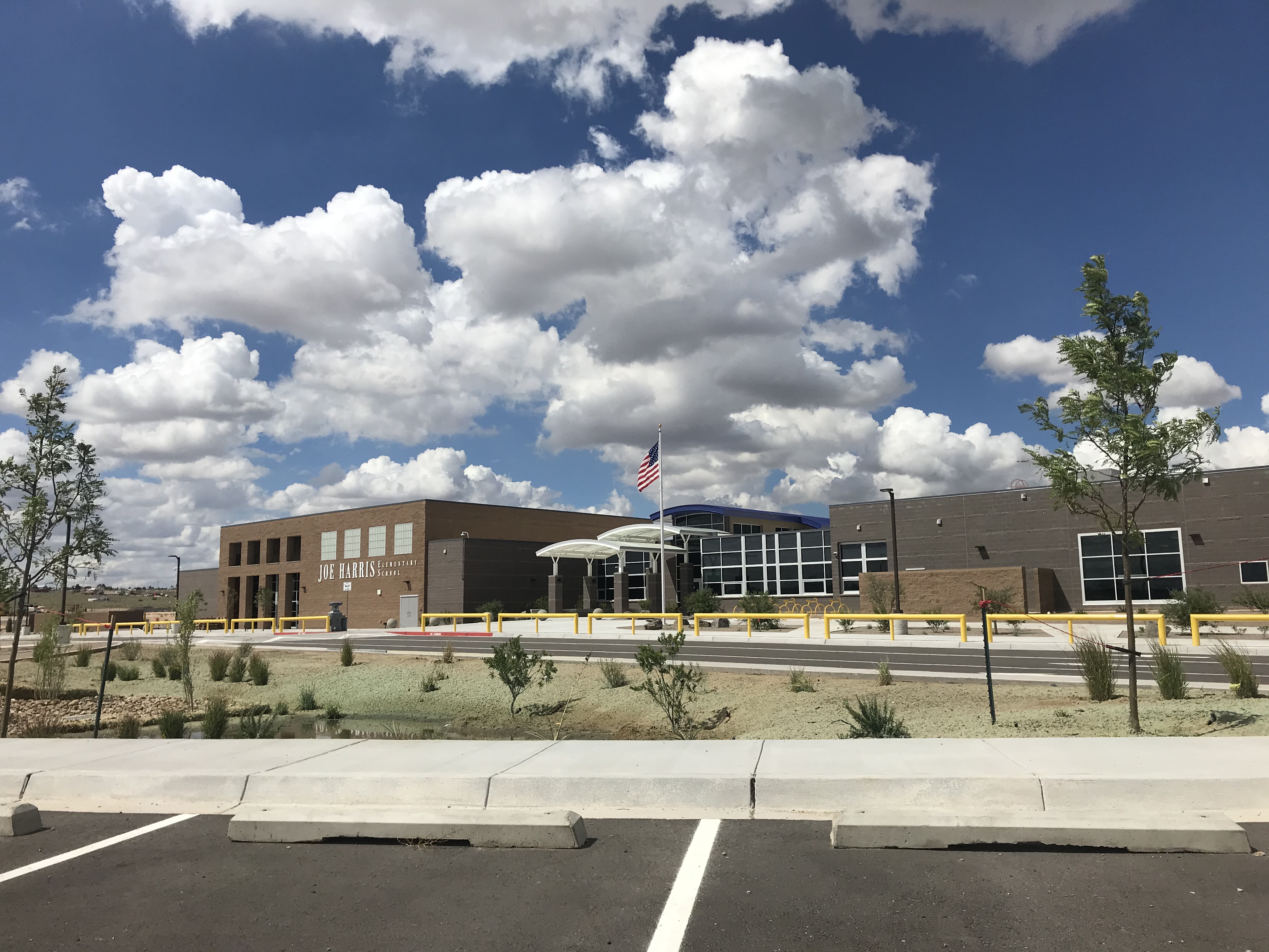 Exterior photo of Joe Harris Elementary School