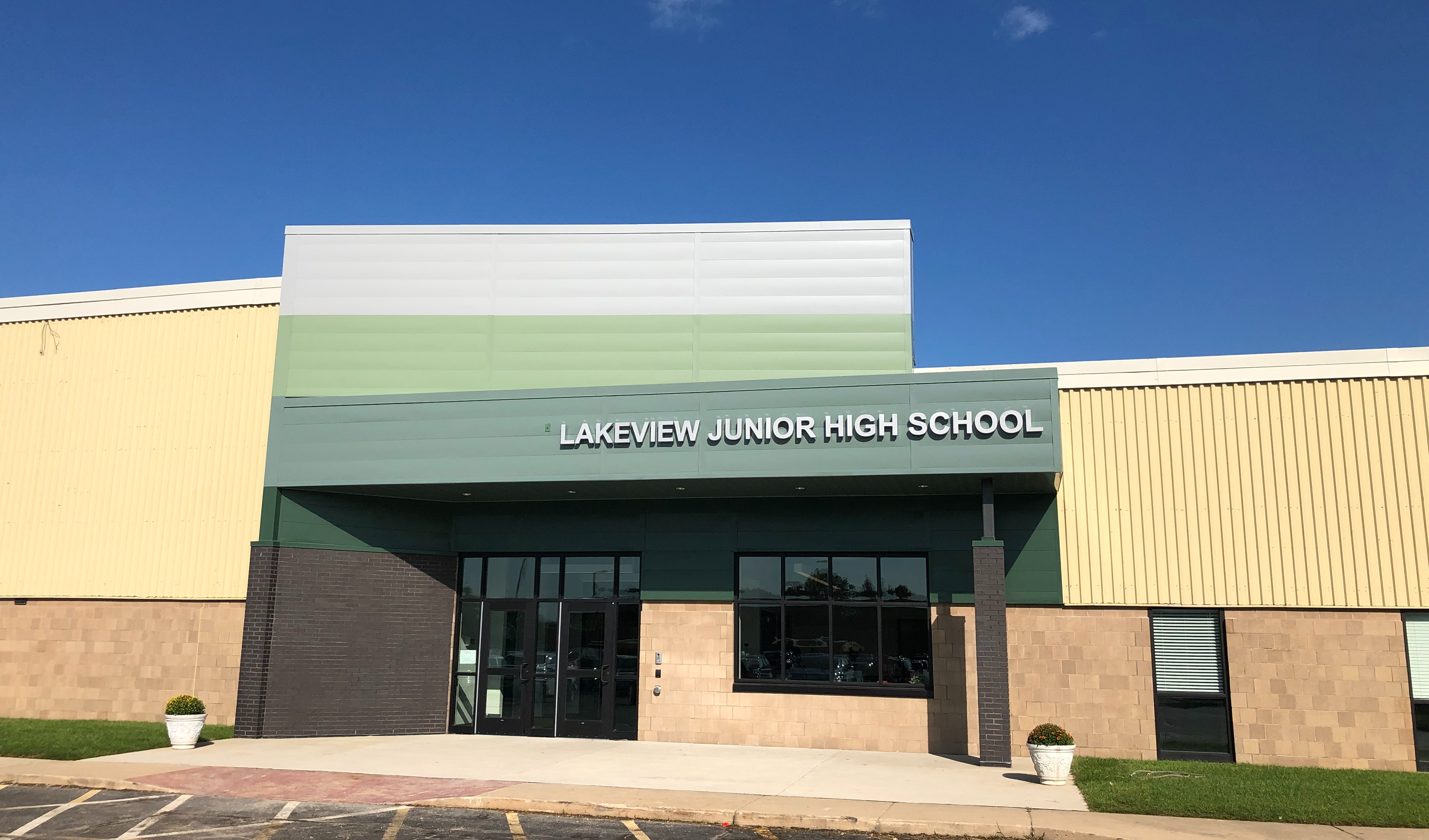 Lakeview Junior High School building