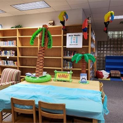 Library Displays and Advertisements A showcase of our various displays and advertisements to encourage reading among our students