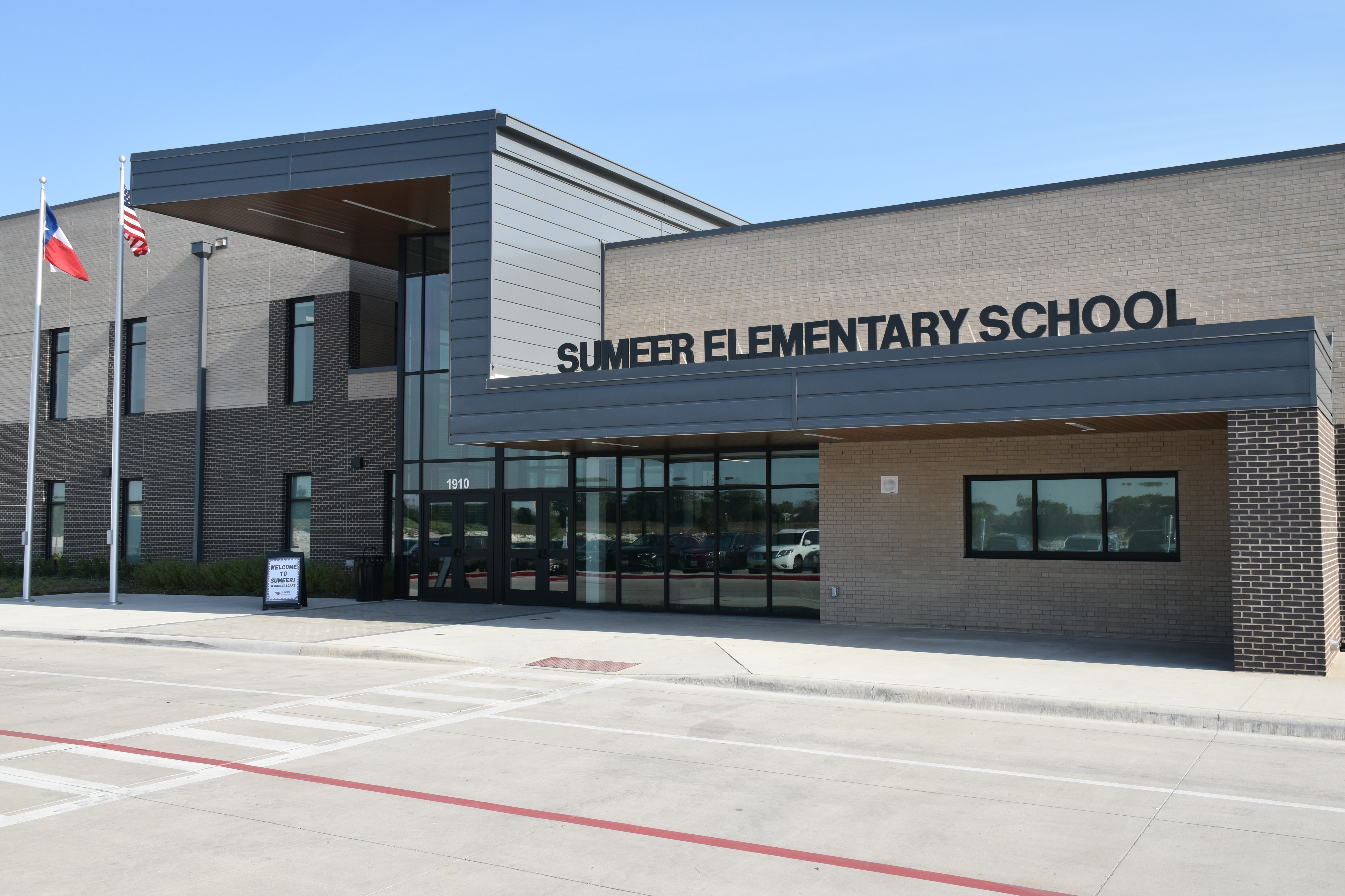 Sumeer Elementary School
