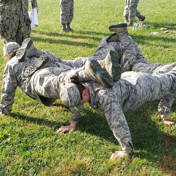 Four person push-ups