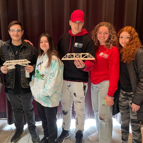 Students built and participated in a bridge competition