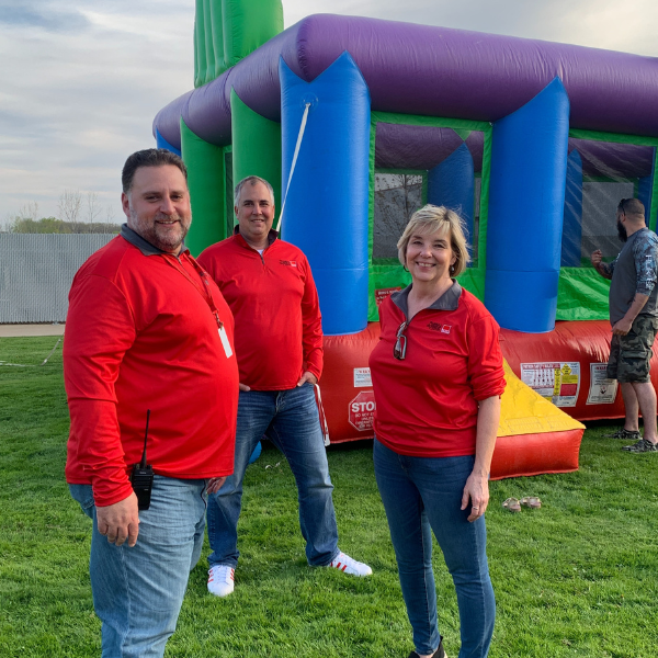 Kids bounce house