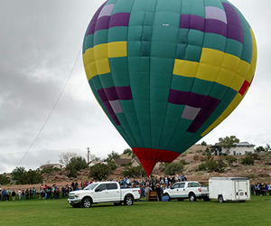 students line up for hot air balloon. 