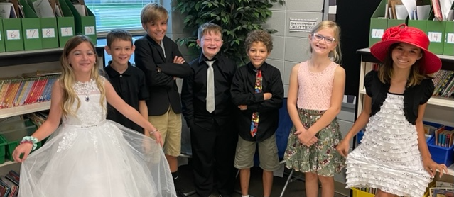 4th Grade - Dress Fancy
