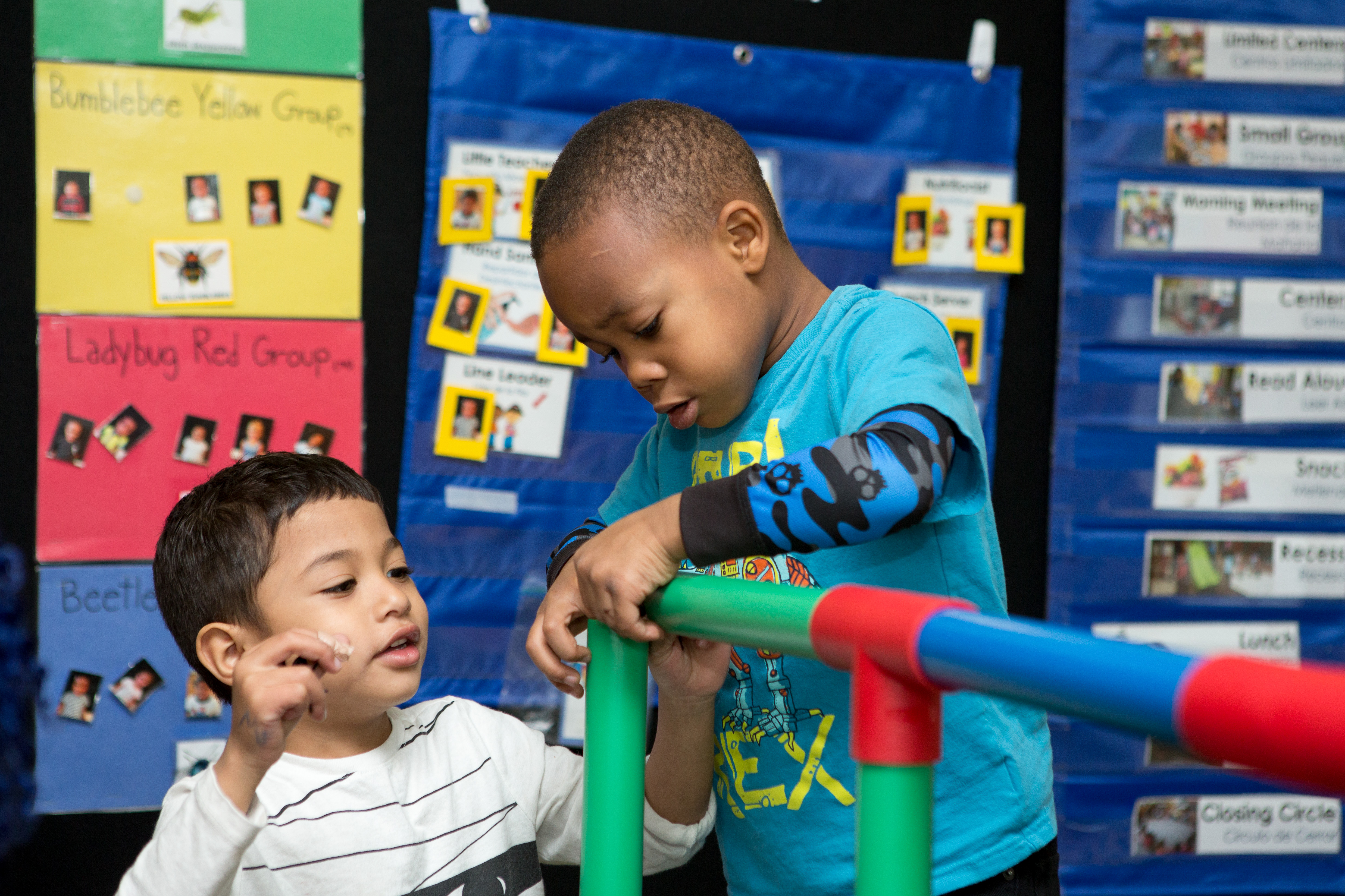 picture-children-building