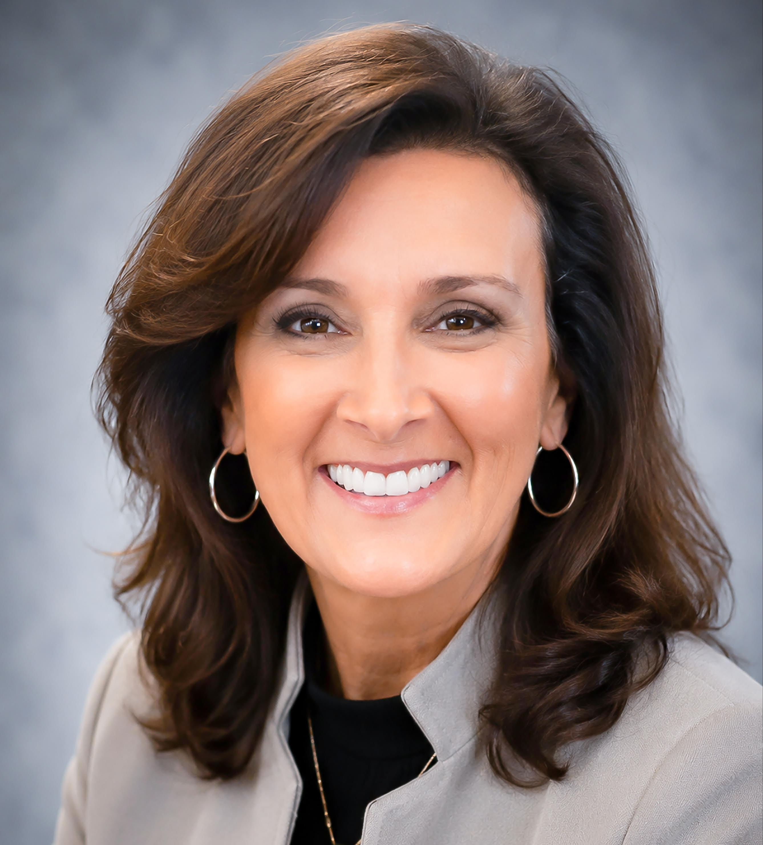 Tammy Pankratz, Principal