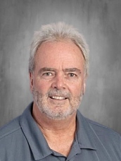 Staff portrait of Robert Landry