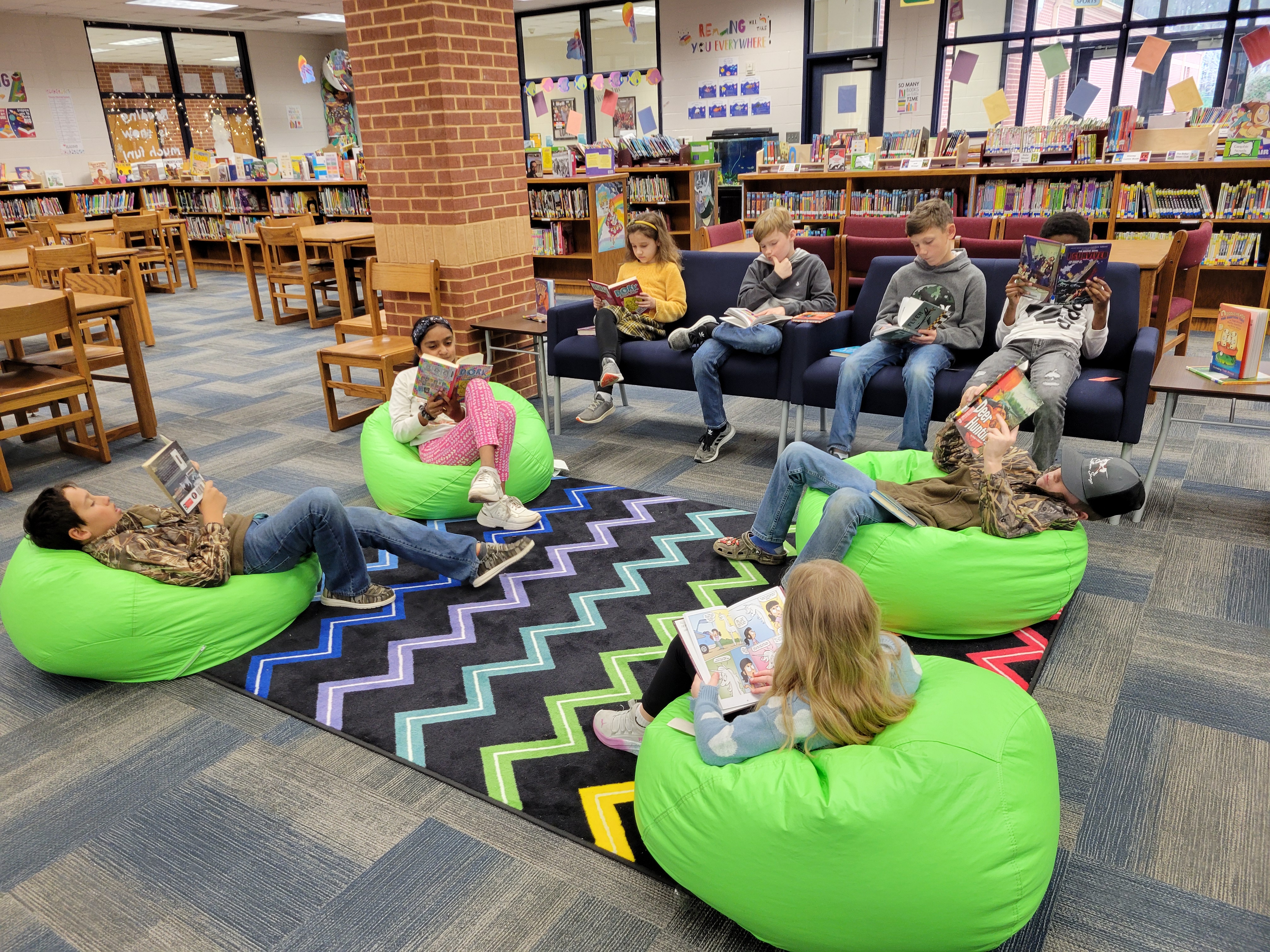 Students in Reading Center