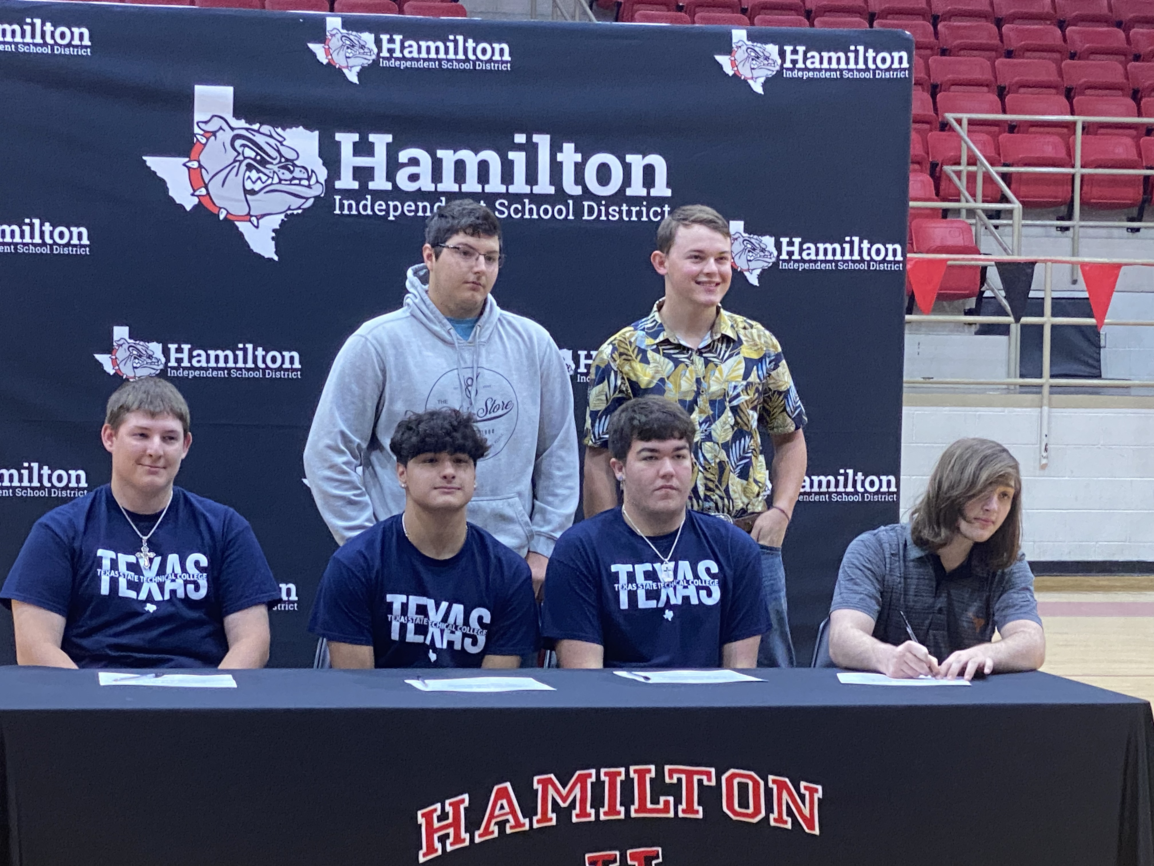 Levi Boggs, Colton Christian,  Levi Clem ,CJ DeLeon, Ian Pettijohn, Jacob Young sign with TSTC