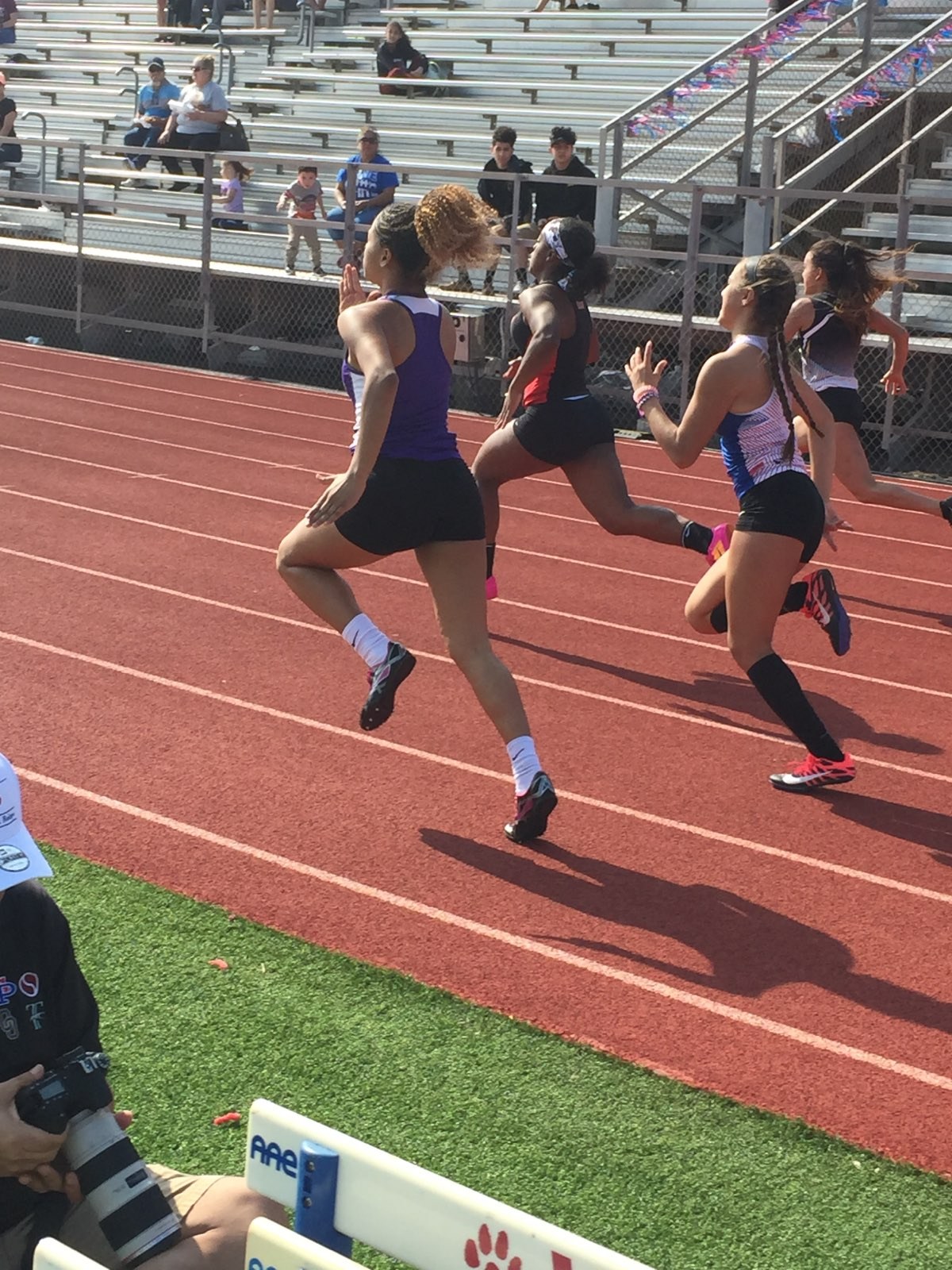 TrackGirls Victoria East High School