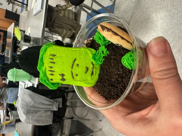 Halloween Dirt Cake
