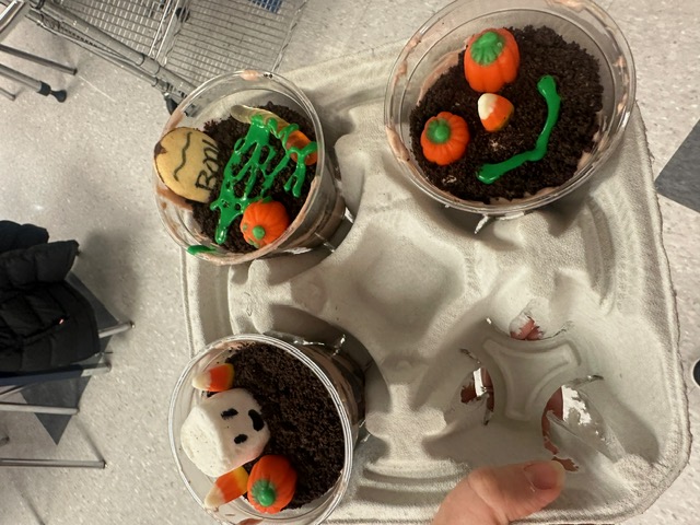 Halloween Dirt Cake