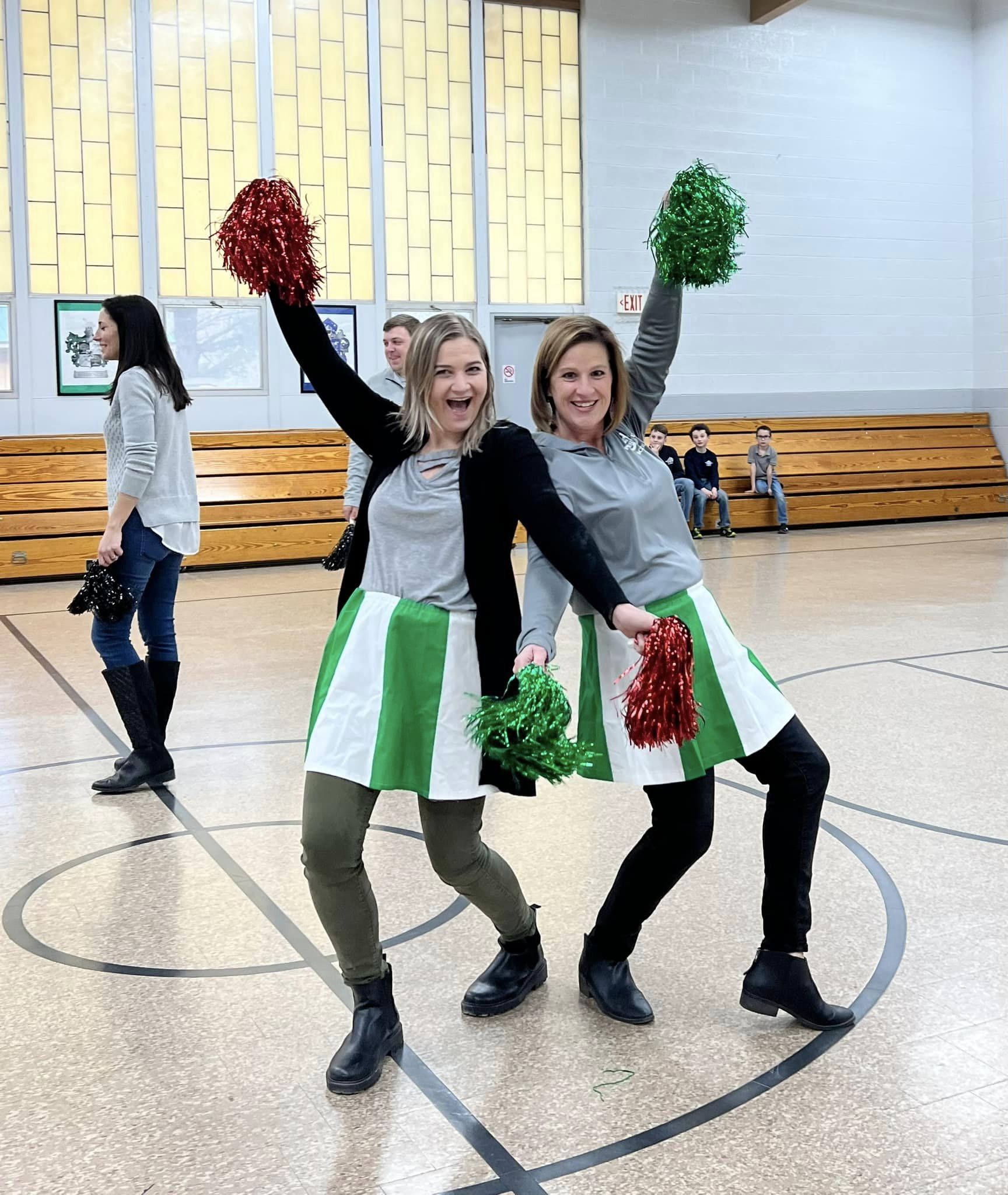 teachers cheer on students