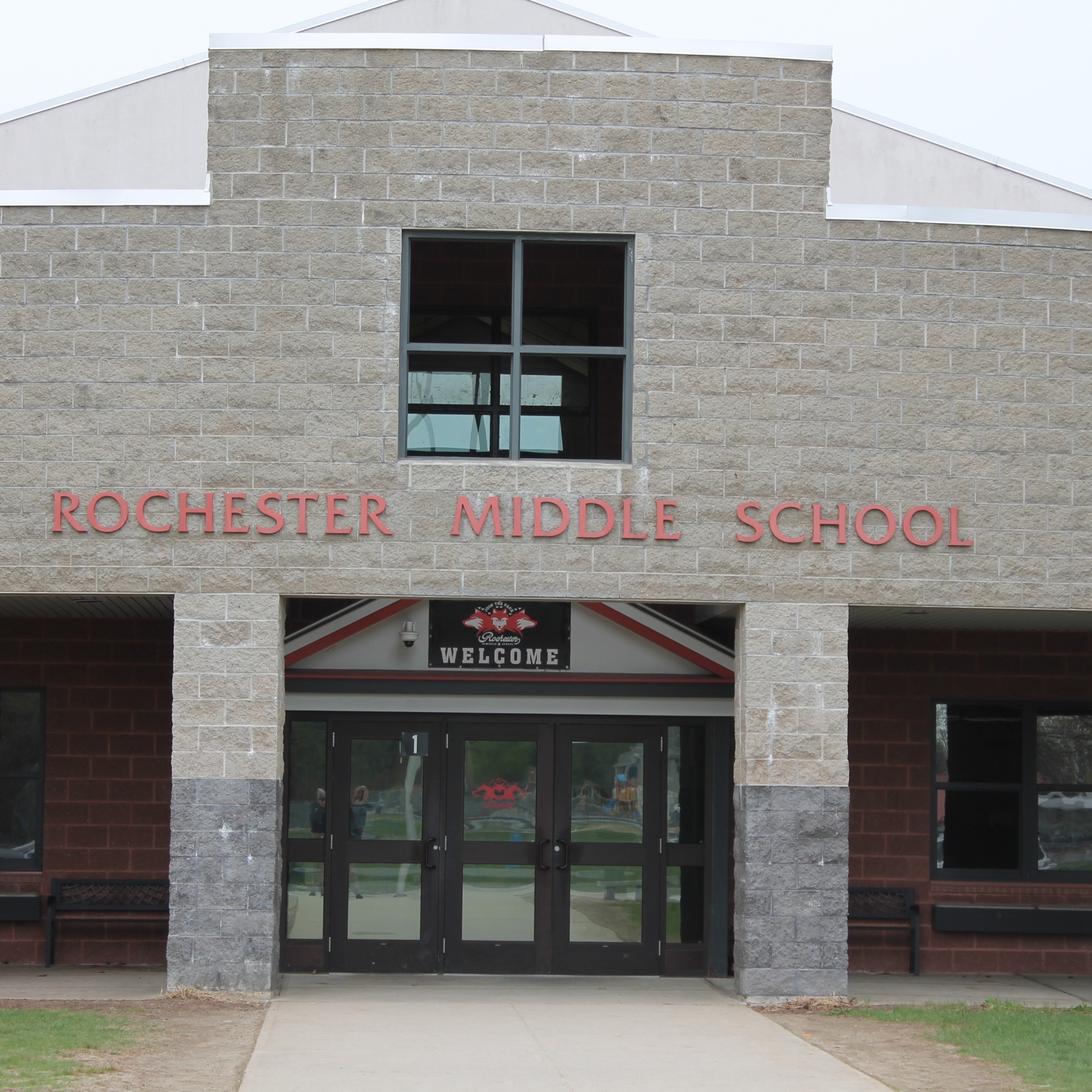 photo of Rochester Middle School