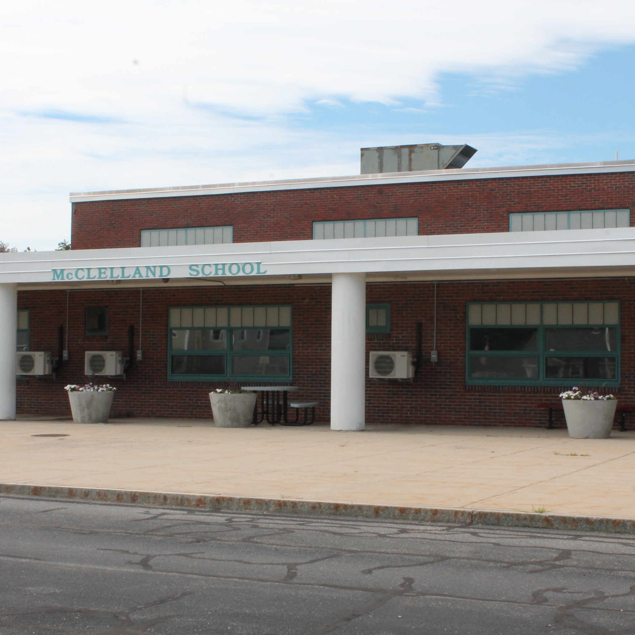 photo of McClelland School