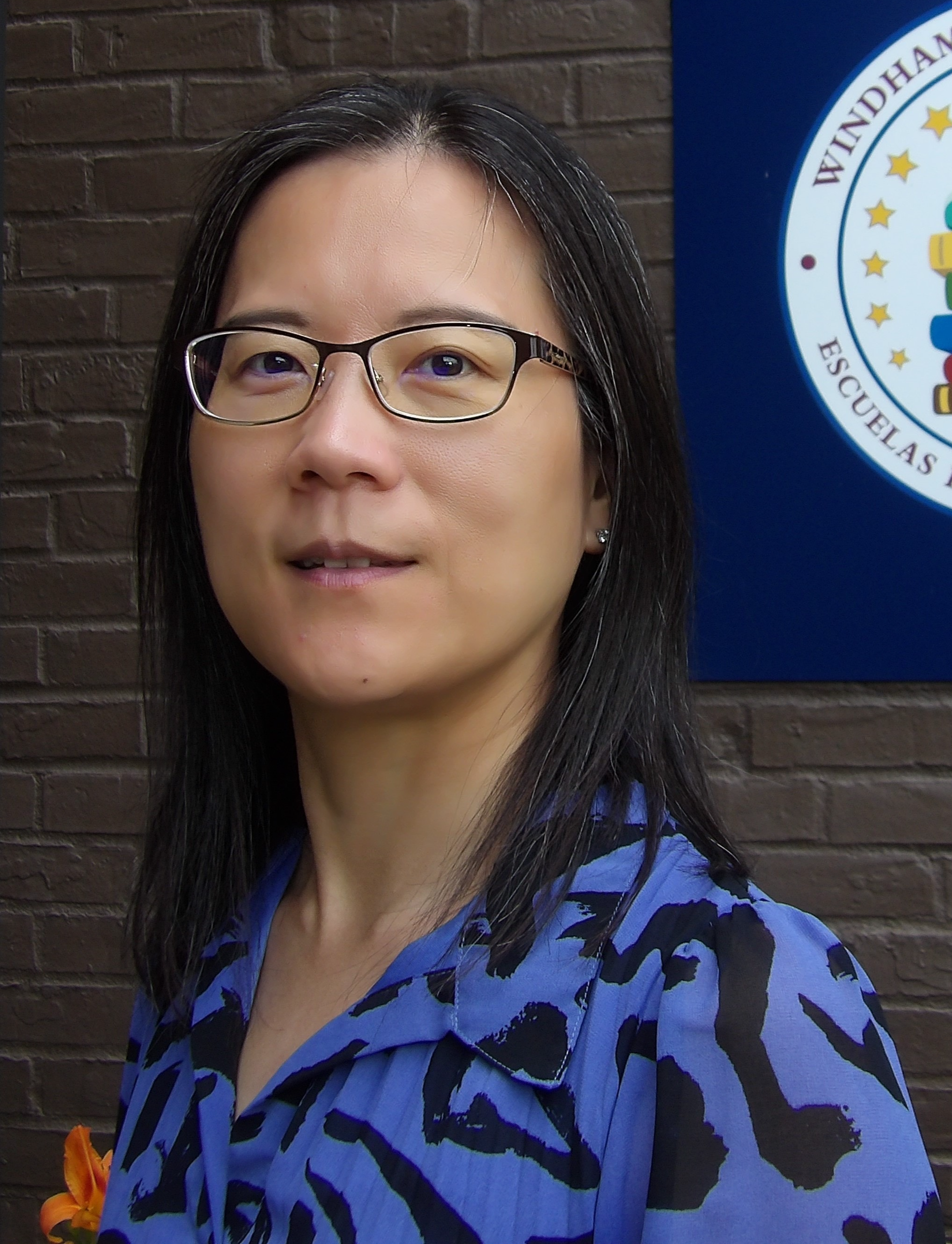  Chunyan Guo