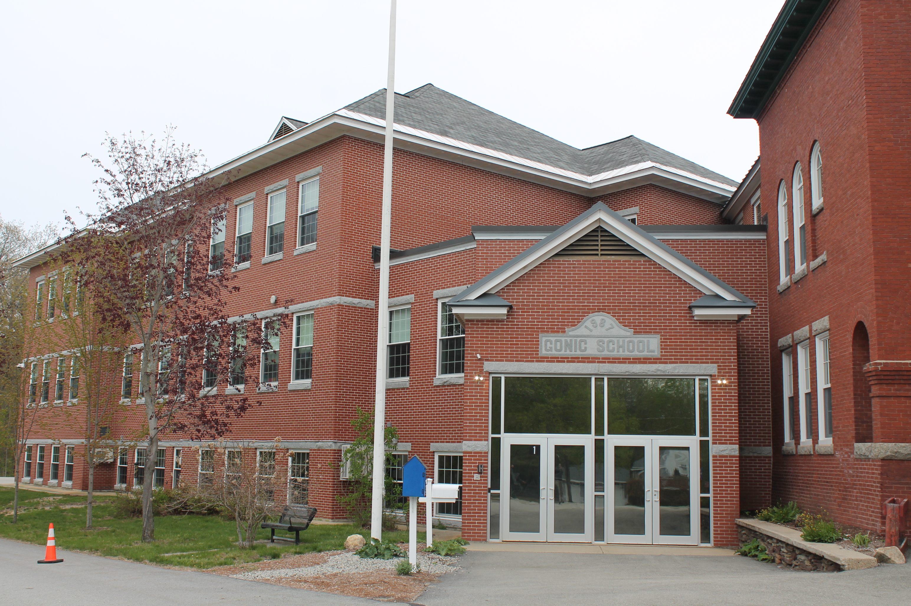 Photo of Gonic School