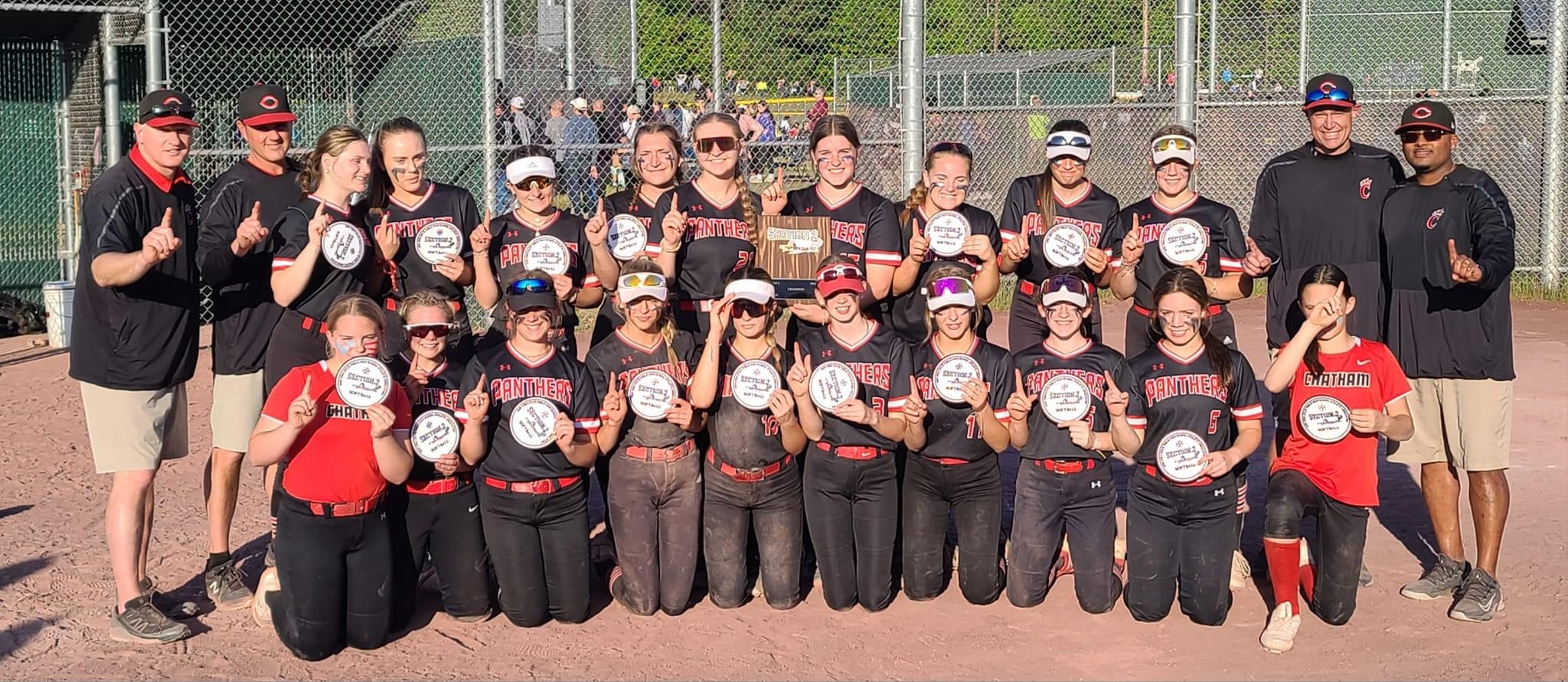 2023 varsity softball team with section 2 trophies