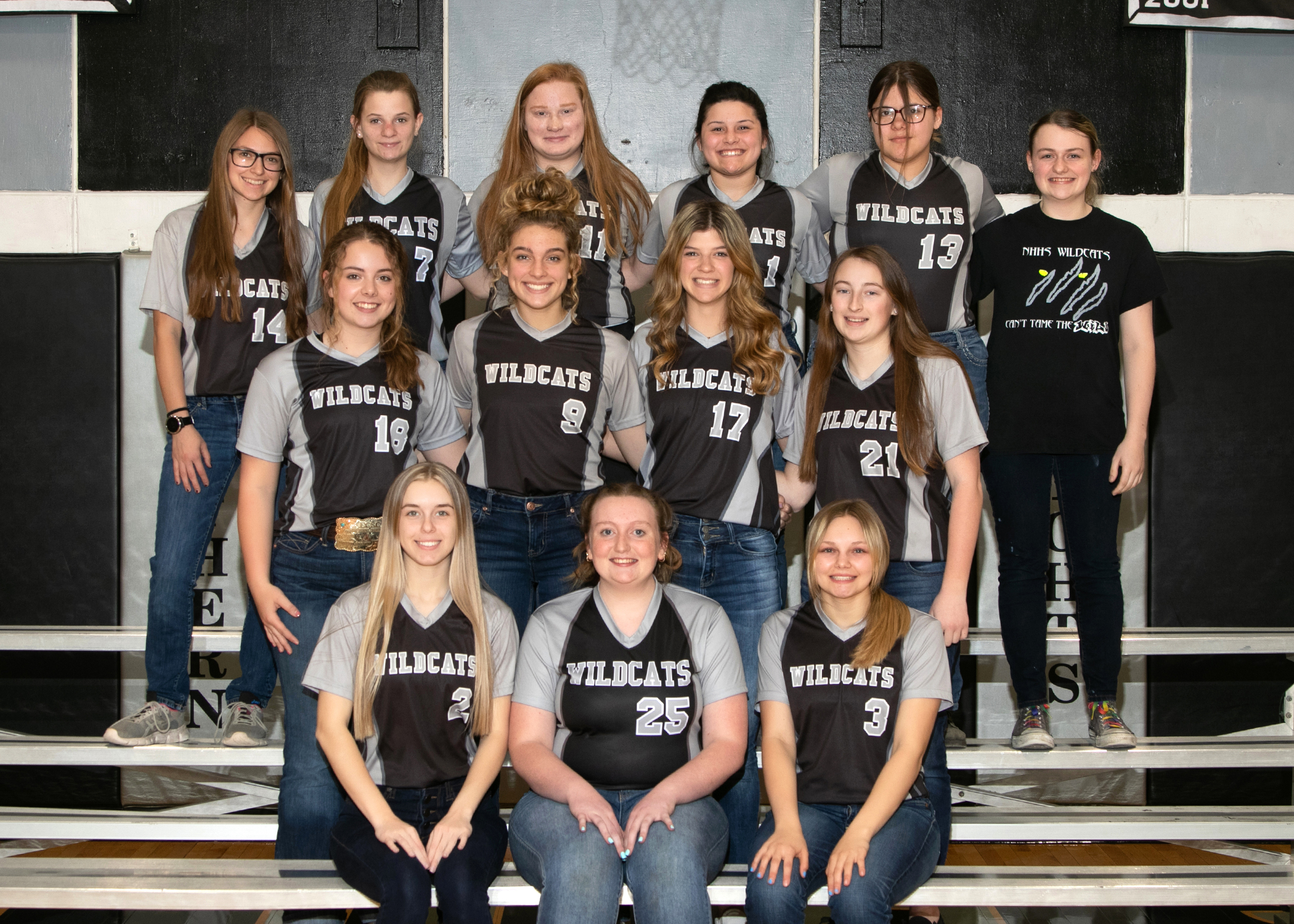 2021-22 NHHS Softball Team