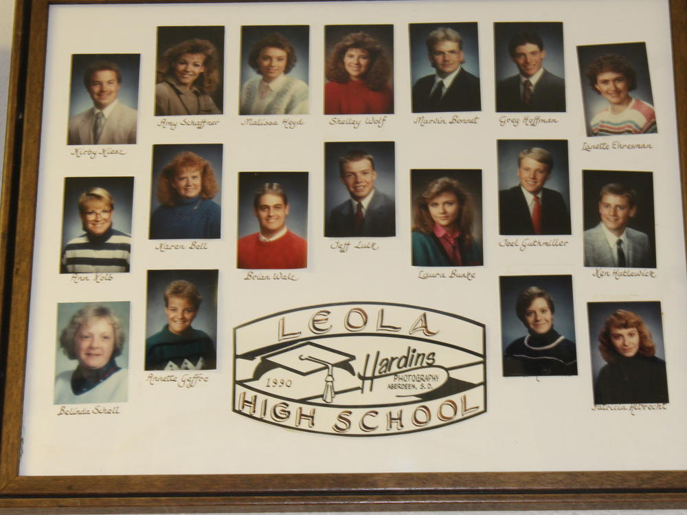 alumni 1990
