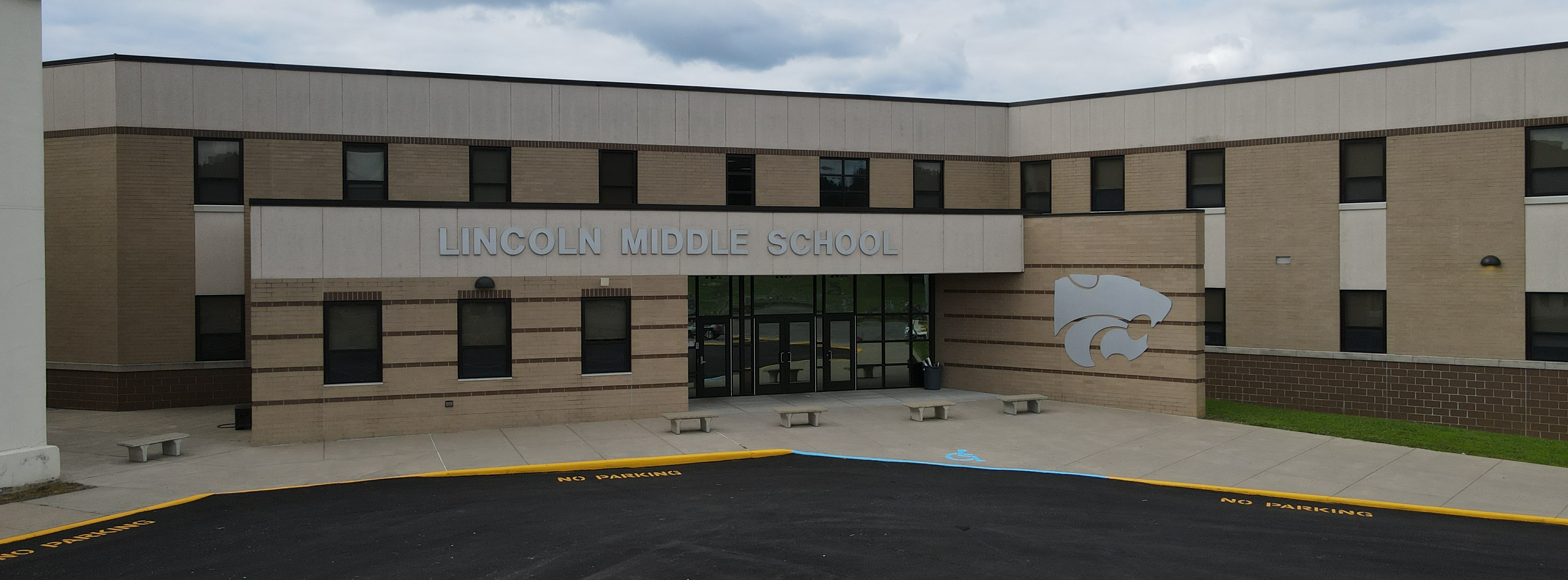 Lincoln Middle School Front