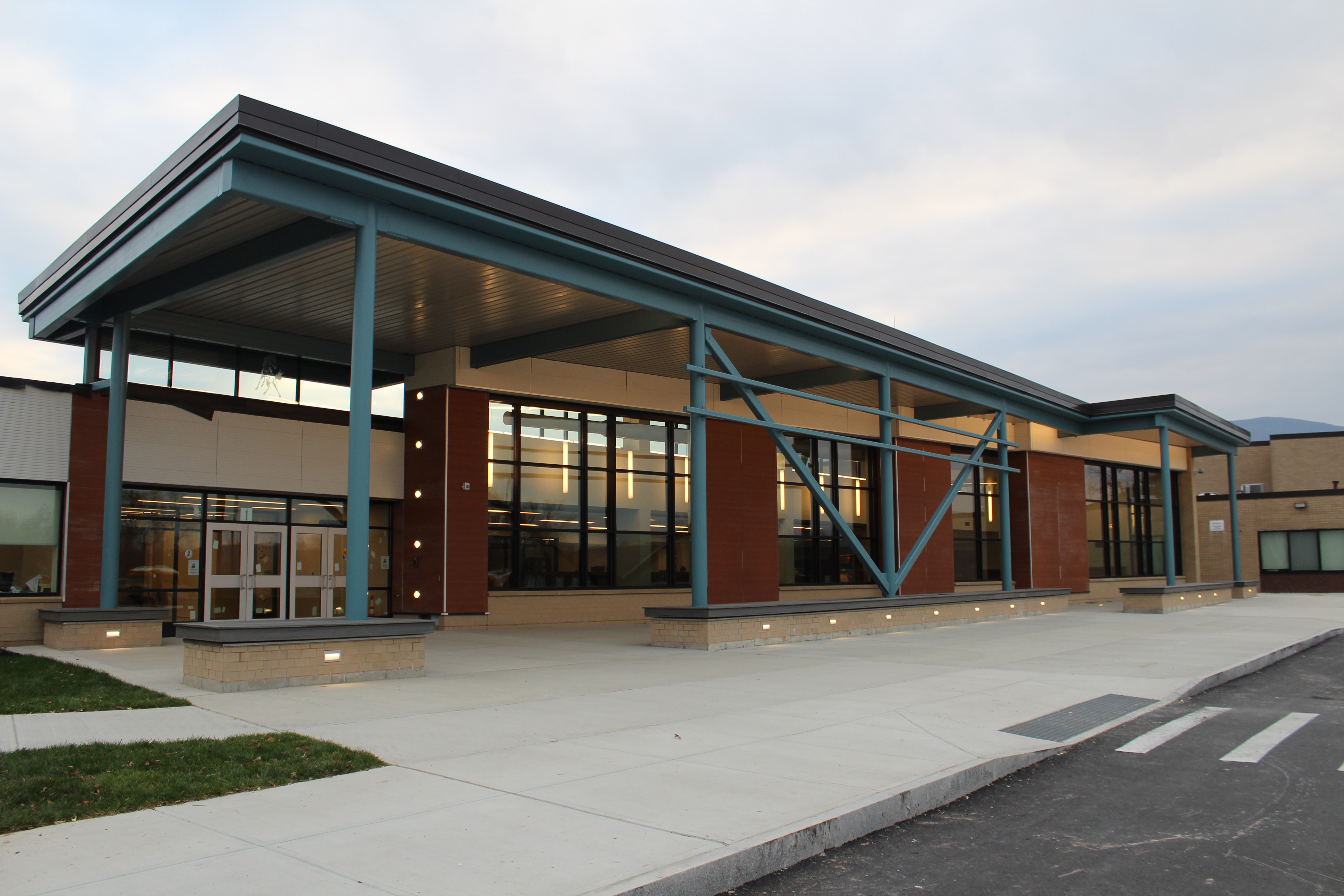 new entrance to Cairo-Durham Middle/High School